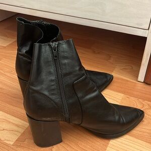 Tony Bianco Brazen Bootie Size 8